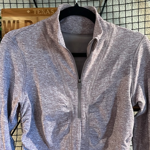 Lululemon Cypress Kiss 1/2 Zip Size 8 EUC $98 - Picture 5 of 15
